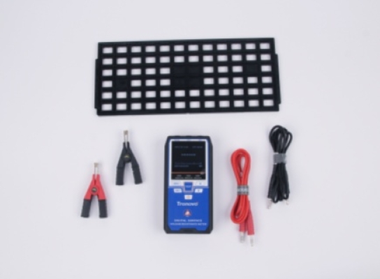 Anti-static tray point-to-point resistance measurement